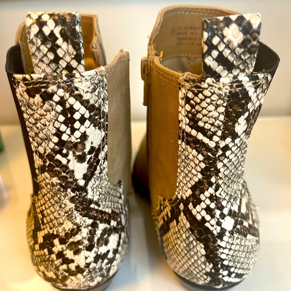 Booties tan suede and croc combo. Size 8. Never worn.